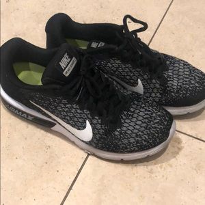 Nike Air Max Sequent 2